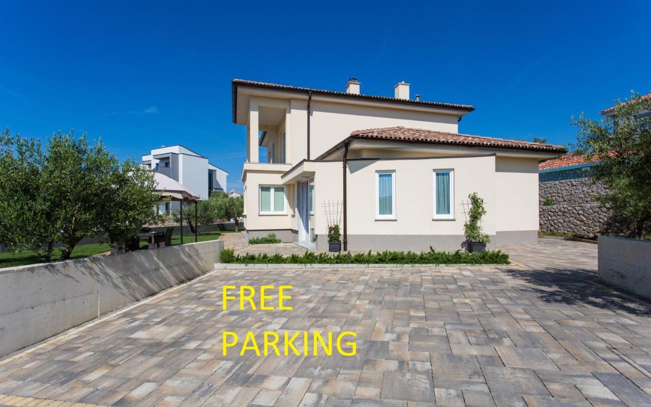 Studio Apartment Lucija Krk Town Zewnętrze zdjęcie