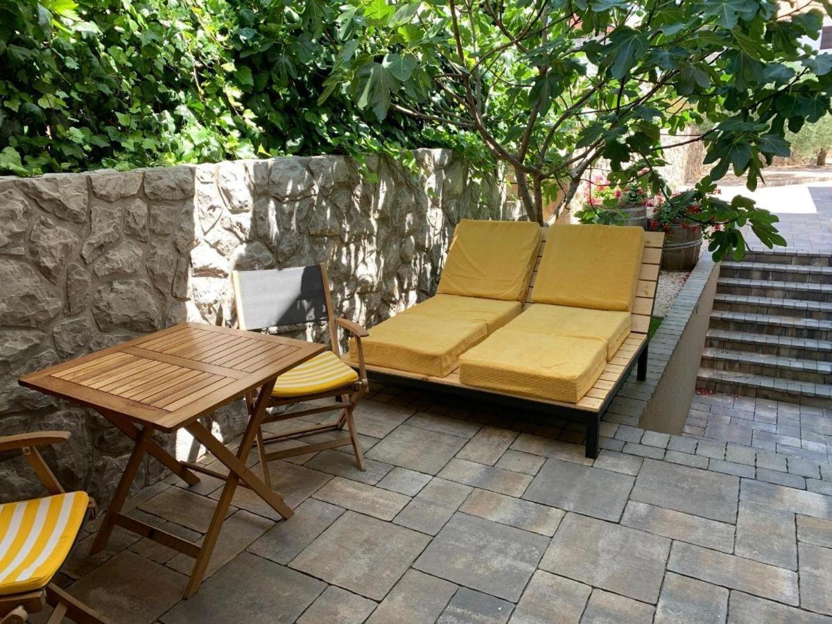 Studio Apartment Lucija Krk Town Zewnętrze zdjęcie