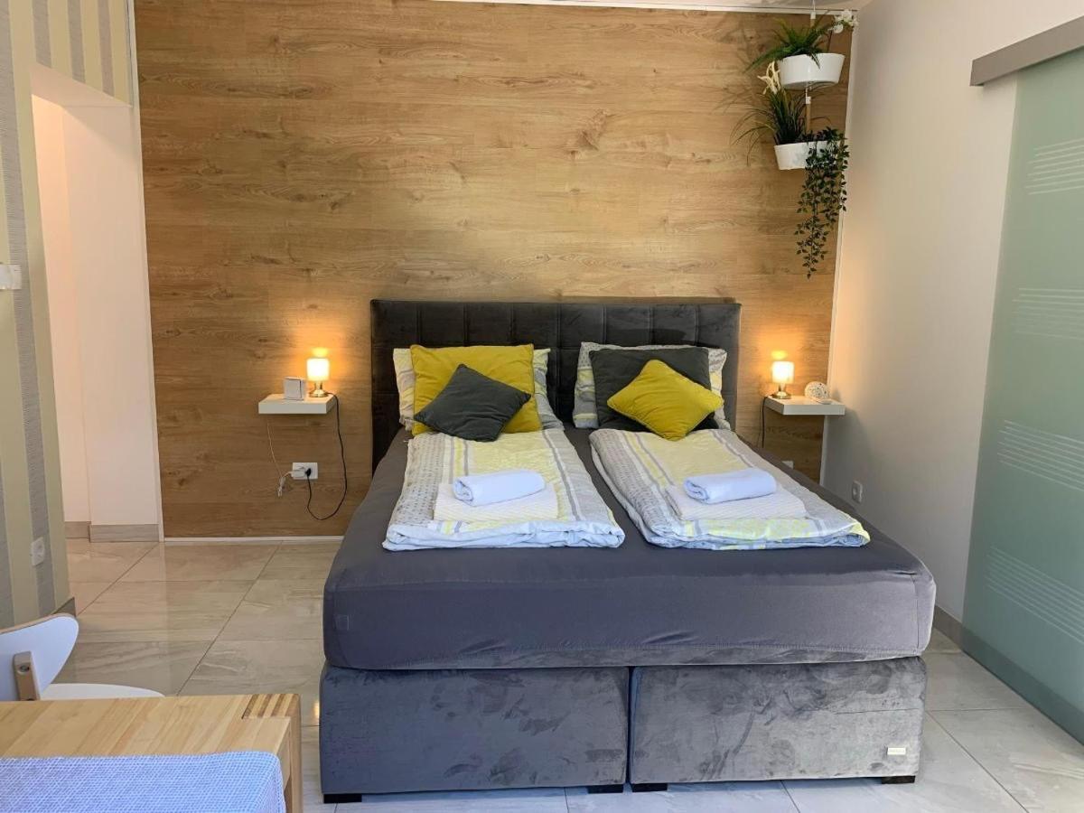 Studio Apartment Lucija Krk Town Zewnętrze zdjęcie